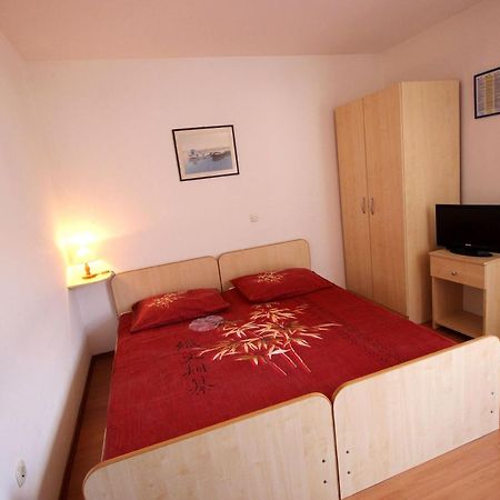 Apartments Ivka Omis Room photo