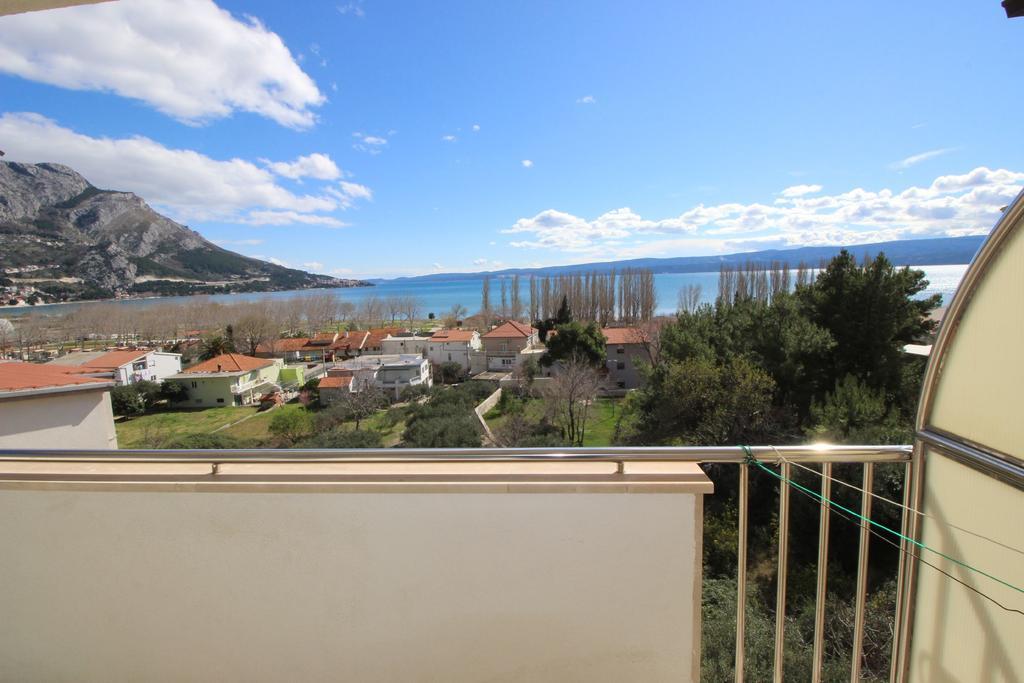 Apartments Ivka Omis Exterior photo
